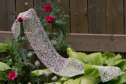 Almost Random Lace Scarf