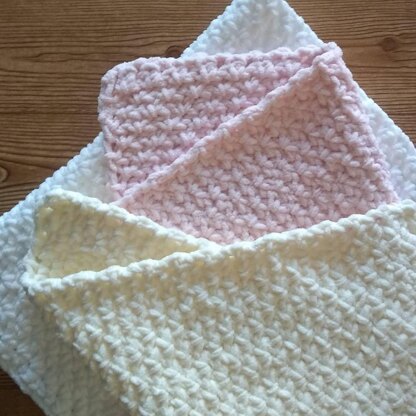 Cozy Cwtch crochet blanket