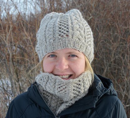 Cables and Lace Hat and Cowl