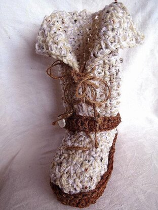 741 CROCHET BOOT SLIPPERS, Adult s, m, l