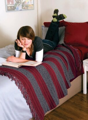 School Spirit Throw in Red Heart Comfort - 928.0674