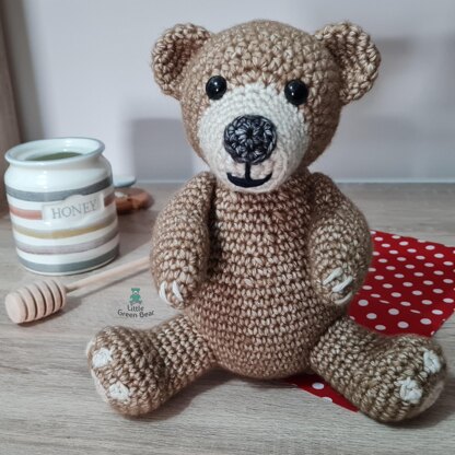 Glenn the Grizzly Bear - US Terminology - Amigurumi