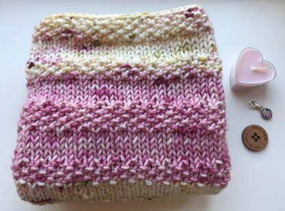 Rhubarb and Custard Cowl