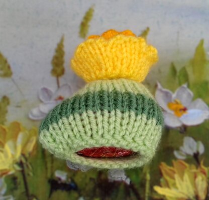 Victorian Flower Cameos - Creme Egg Covers