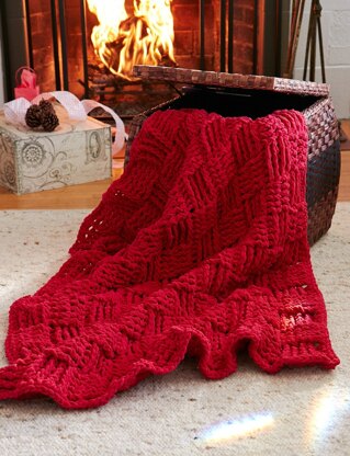 Basketweave Afghan in Bernat Blanket Holiday