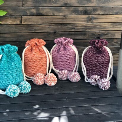 Drawstring Pom Pom Bag