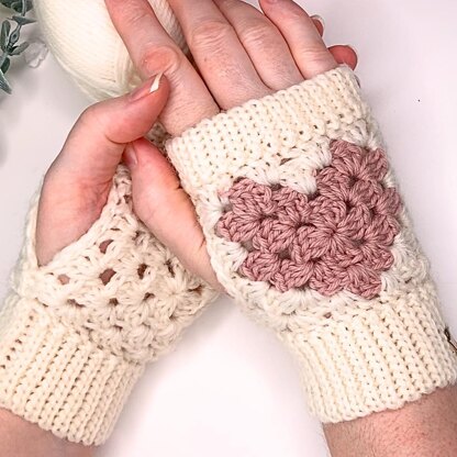 Granny's Sweetheart Gloves