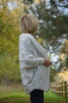 Cocoon Shrug Edelweiss