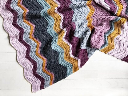 Elizabeth Zigzag Blanket