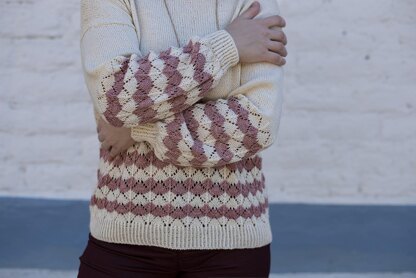 Razor Point Pullover