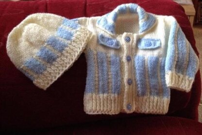 Cardi with vertical stripes and matching cap 0-3mths