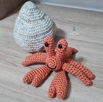 Horace the Hermit Crab - US Terminology - Amigurumi