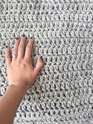 Beginner Chunky Crochet Blanket