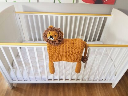 Lion hotsell crib set