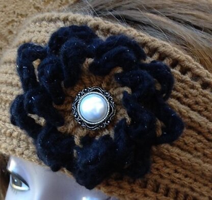 Spiral Grooves Ear Wrap with Bonus Groovy Flower