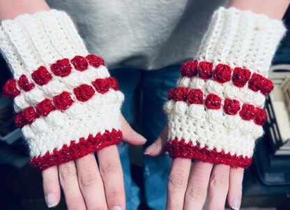 Horizon Fingerless Gloves