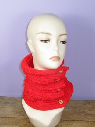 Sideways Fishermans Rib Stitch Button Up Cowl / Snood