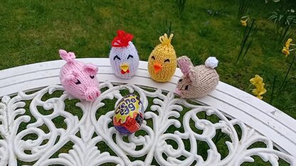 PDF KNITTING PATTERN Farm Yard Creme Egg Covers EASY Set Of 4 Pig Chick Bunny EASTER Oreo Egg