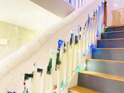 Snow Cascade banister cover – crochet snowy staircase decoration