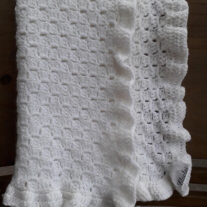 Eloelai Corner-to-Corner Blanket with Ruffled Edge