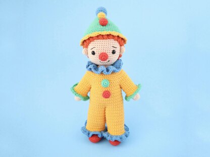 Clarence the Clown Amigurumi