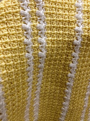 Pretty Crochet Mesh and Berry Baby Blanket