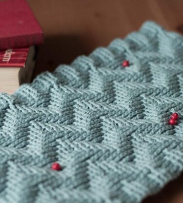 ZigZag Blues Cowl