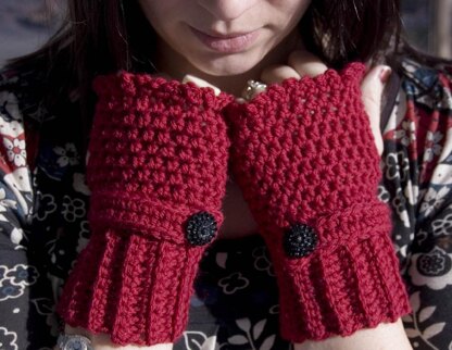 Romantic Fingerless Gloves