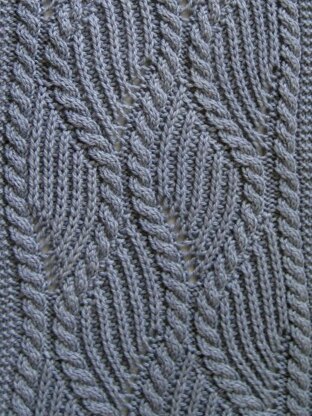 Brioche and Traveling Cable Turtleneck Scarf