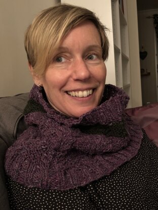 Greenland cable knit cowl scarf