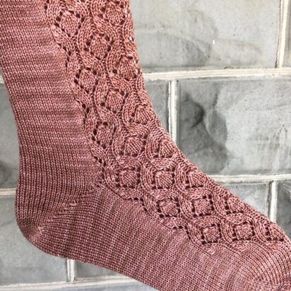 Louisette Socks - knitting pattern