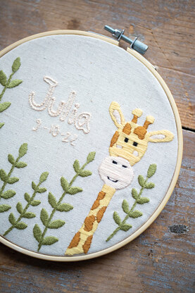 Vervaco Embroidery Kit With Ring Baby Giraffe Embroidery Kit - 16cm x 16cm (6.4in x 6.4in)