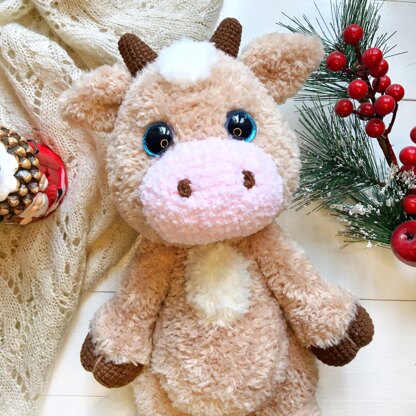 Cute plush cow