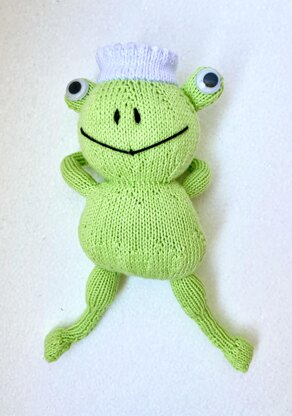 Pattern: Knitted King Frog, amigurumi frog, toy rattle for baby, knitted toy