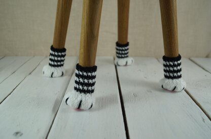 Cat Paws Chair Socks