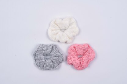 Scrunchies in Deramores Studio DK - Downloadable PDF