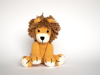 Lion Toy Amigurumi