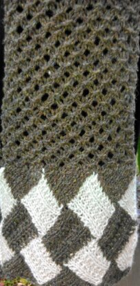 Entrelac Rib Edged Diagonal Lace Unisex Scarf