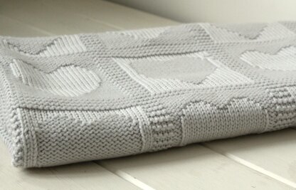 Jude - Reversible Heart Blanket