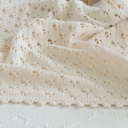 Cloverleaf Eyelet Baby Blanket