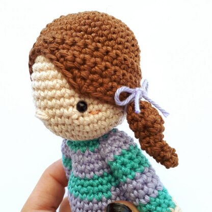 Sleepy Jenny amigurumi doll