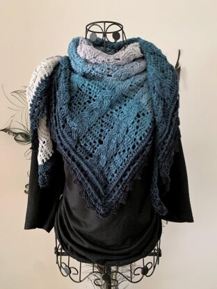 Triangular Scarf "Kabye"