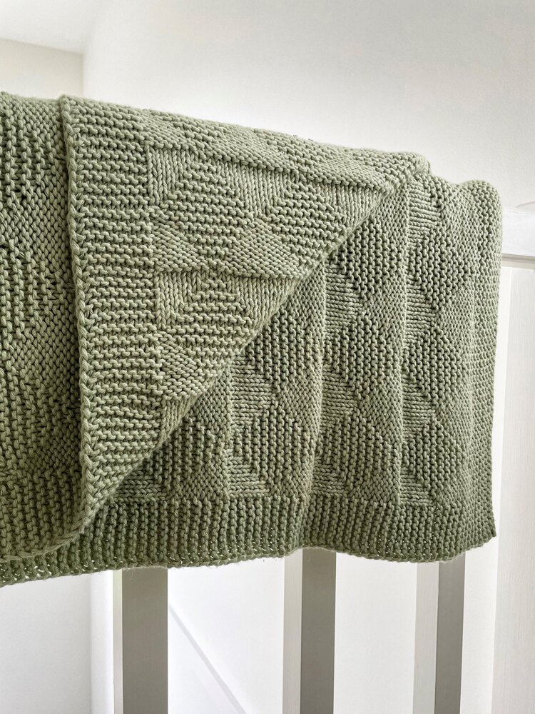 Reversible baby blanket online knitting pattern