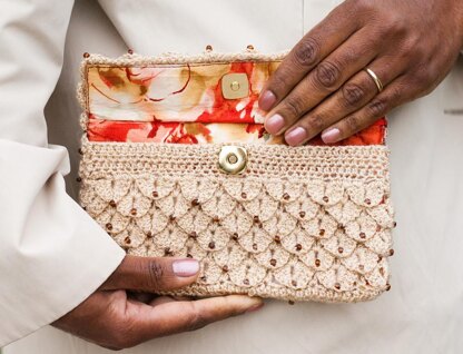 Crocodile Clutch