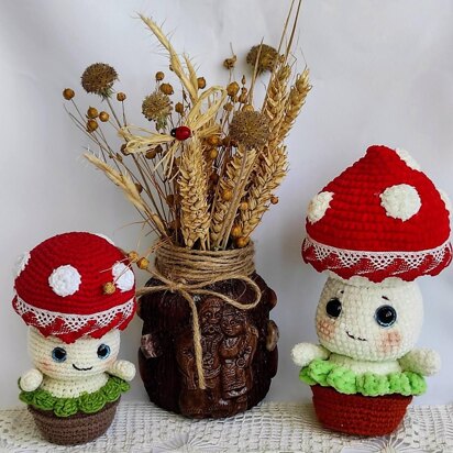 Crochet Christmas mushroomp