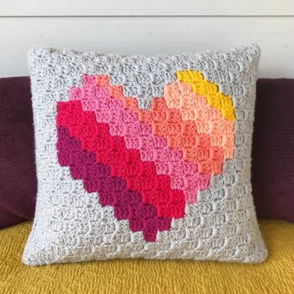 Love Heart c2c Cushion