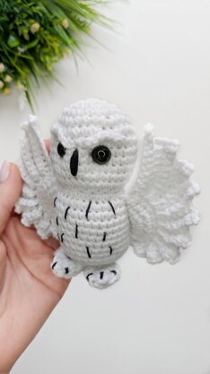 Crochet Owl Pattern, amigurumi bird pattern, crochet plushie