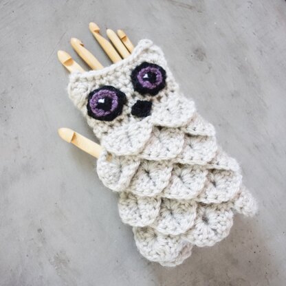 010-Little owl gloves or mittens