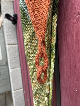 Logamancy (Advent Mystery Shawl KAL 2024)