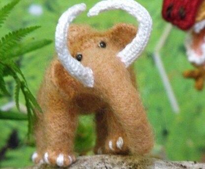 Wilma and Willy Woolly Mammoths Toy Knitting Pattern